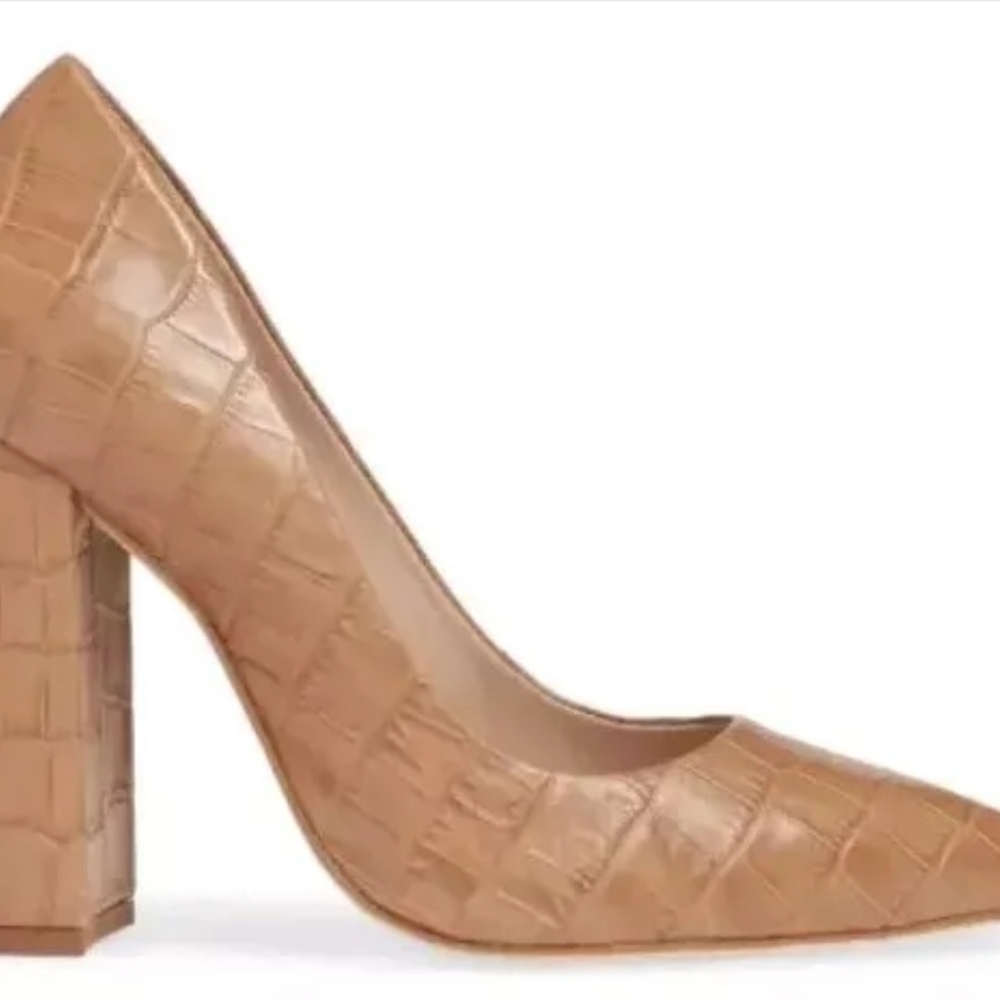 Steve Madden women's chunky heel tan pumps sz: 6.5